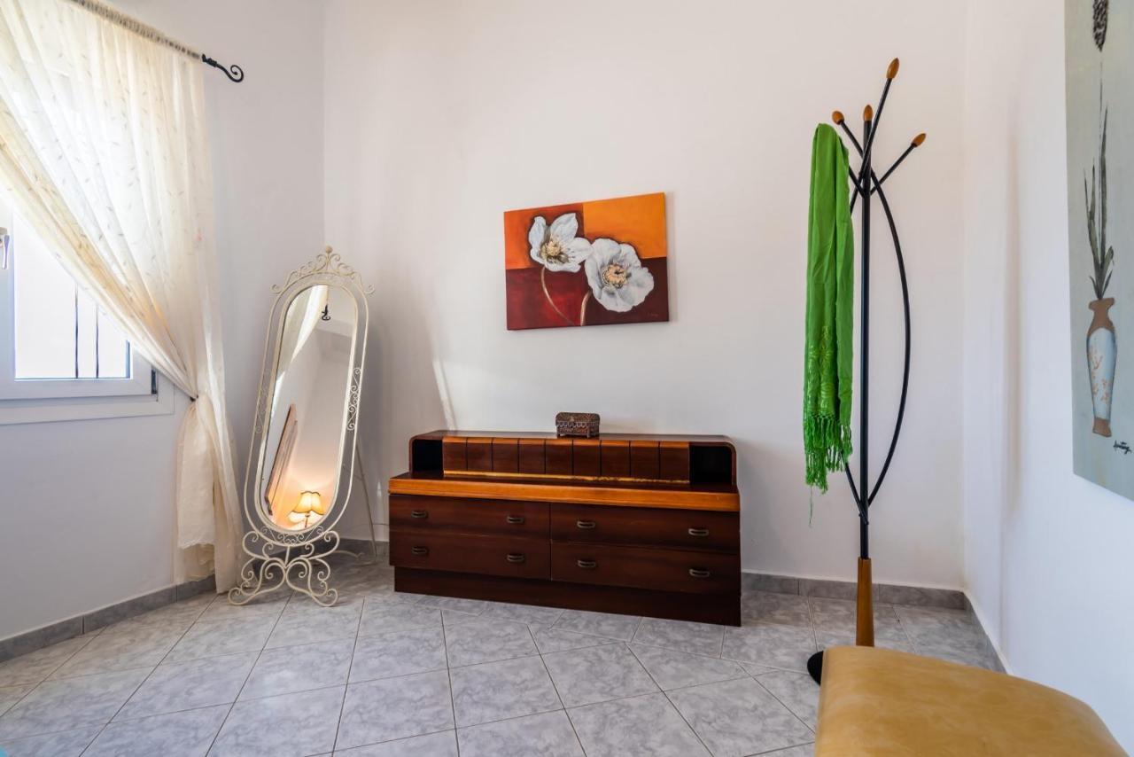 Вилла Melisses Sea View House Plaka  Экстерьер фото
