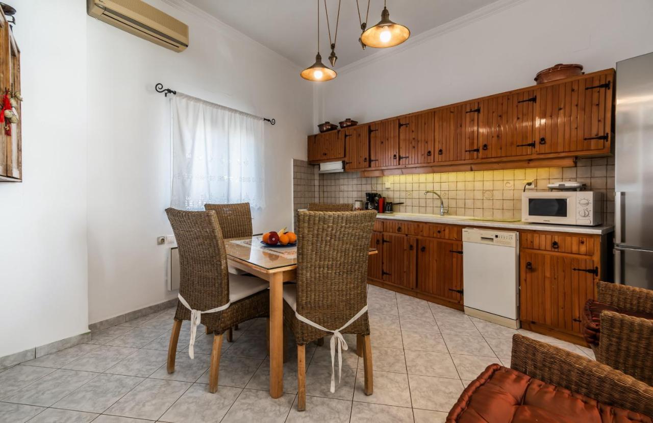 Вилла Melisses Sea View House Plaka  Экстерьер фото